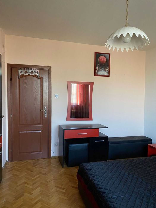 Дава се под наем Тристаен апартамент в Плевен, 9-ти квартал - 69 кв.м за 351.9 € - Снимка #11