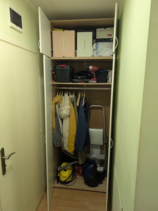 Гардероб с надстройка