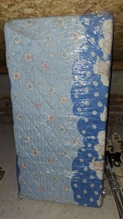 Сгъваема кошара Chipolino Merida + 2 броя матрак