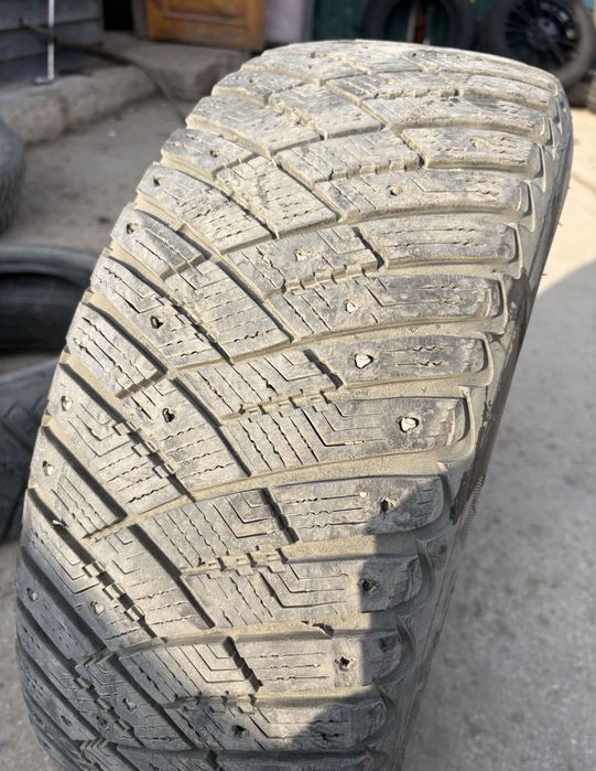 Зимние шины 16 продам