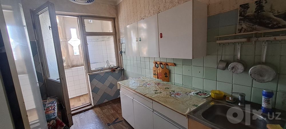 Продается 3 комн квартира