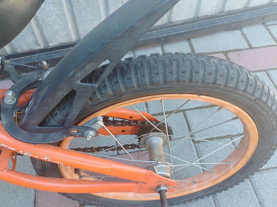 Bicicletă pt copi 3/5ani  f bună