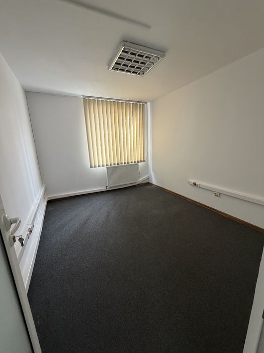 Ofer spre inchiriere spatiu modern 100 mp ultracentral