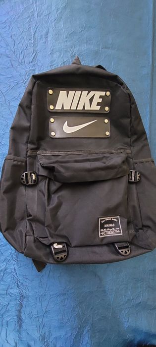 Рюкзаклар  мактабга