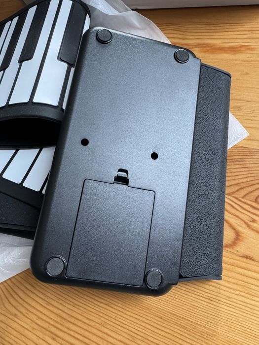 Ново ултралеко електронно пиано, 88 клавиши, usb-c/батерии