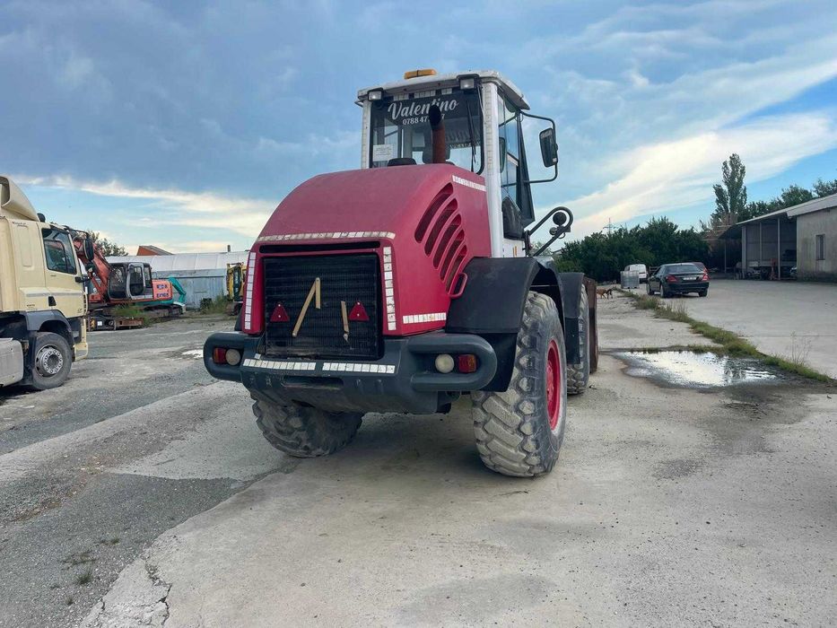 Incarcator frontal O&K 18T