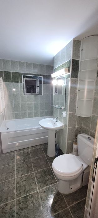 Inchiriez apartament 2 camere