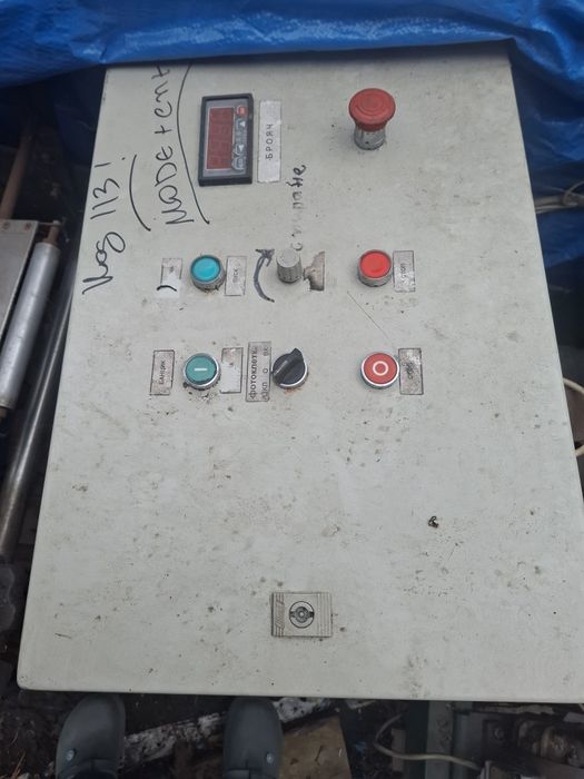 Машина за пройзводство на салфетки