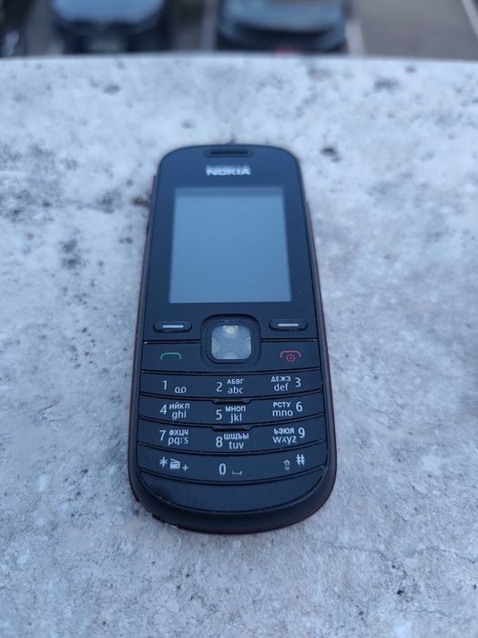 Мобилен телефон Nokia 1661