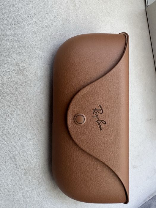 Продам очки Ray Ban оригинал