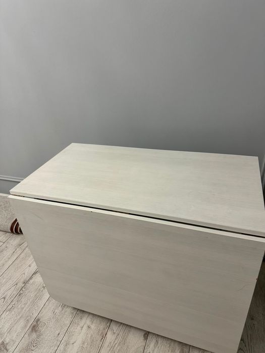Продаю стол раздвижной