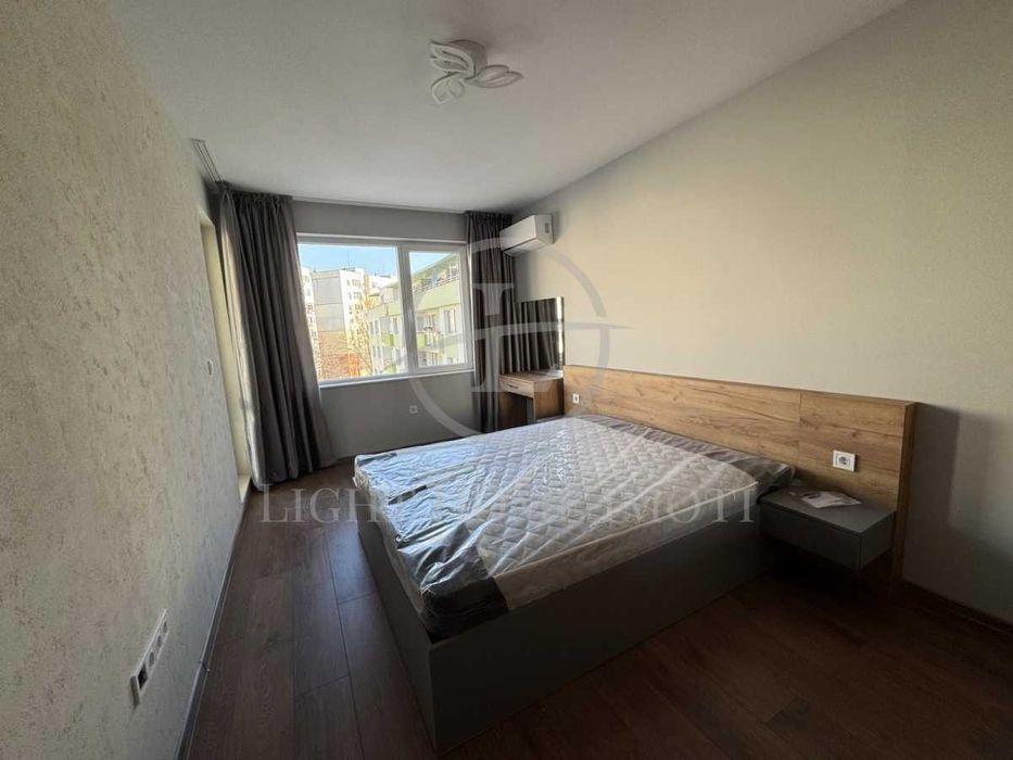 Продава се Двустаен апартамент в Пловдив, Христо Смирненски - 69 кв.м за 1035 €/кв.м - Снимка #4