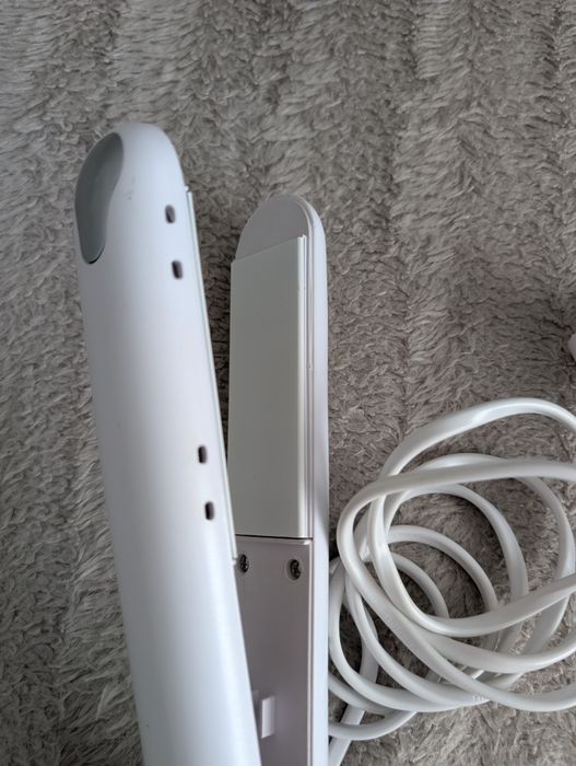 Placa pentru intins parul