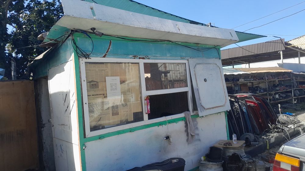 Ларёк киоск продам