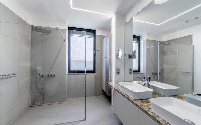 Продава се Двустаен апартамент в София, Изток - 65 кв.м за 1924 €/кв.м - Снимка #4