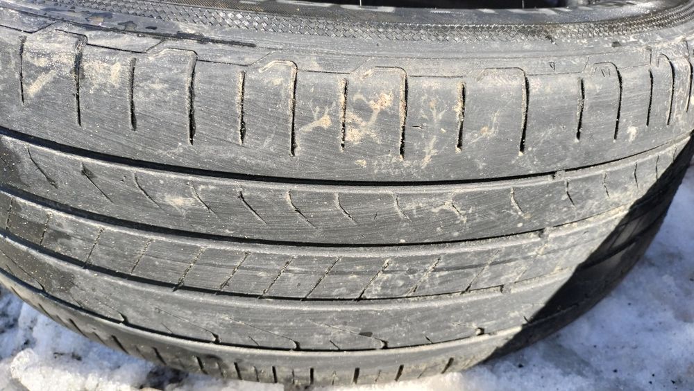Продам резину б/у 235/60/R18