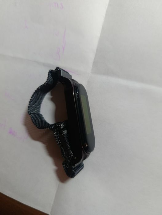 Продам фитнес браслет mi band 5