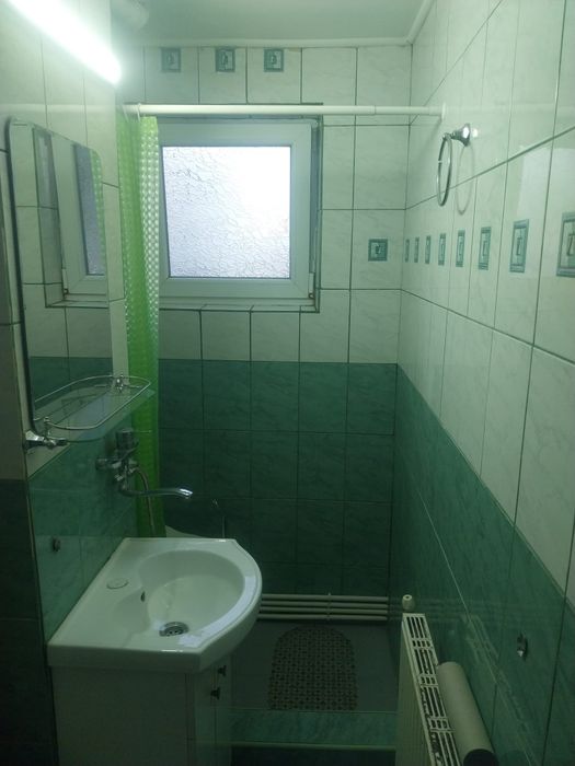 Apartament de închiriat
