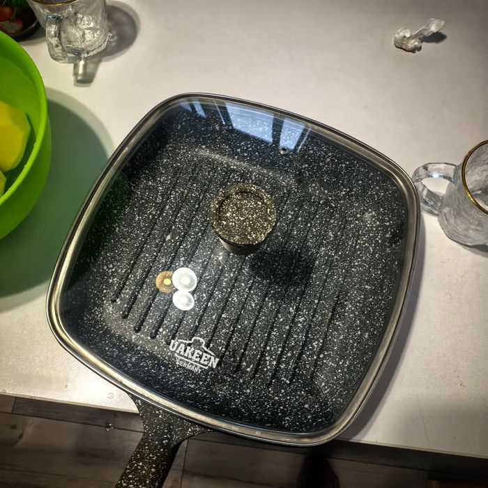 Брендовая сковородка, новая