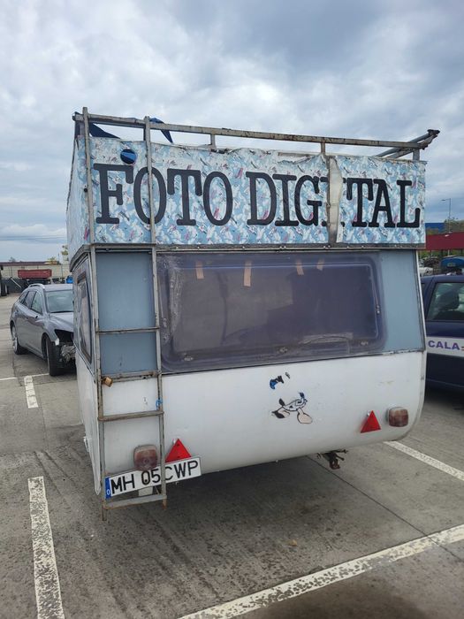 Fostă Rulotă comercială
