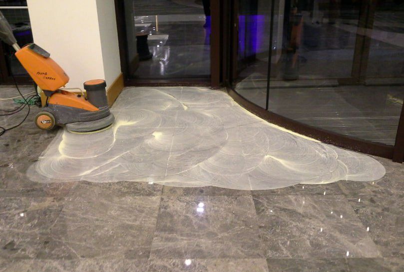 Уборка домов. Химчистка ковров Чистка брусчатки. Мойка фасадов