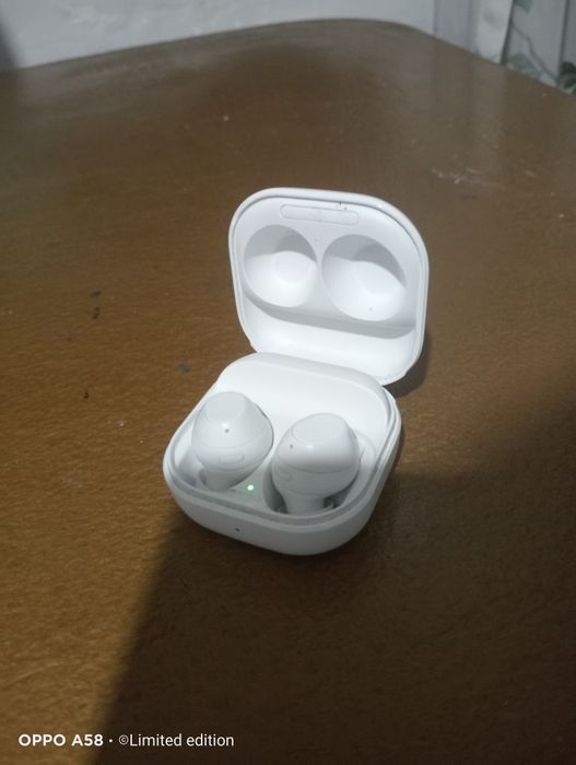 Наушники Samsung Galaxy Buds FE