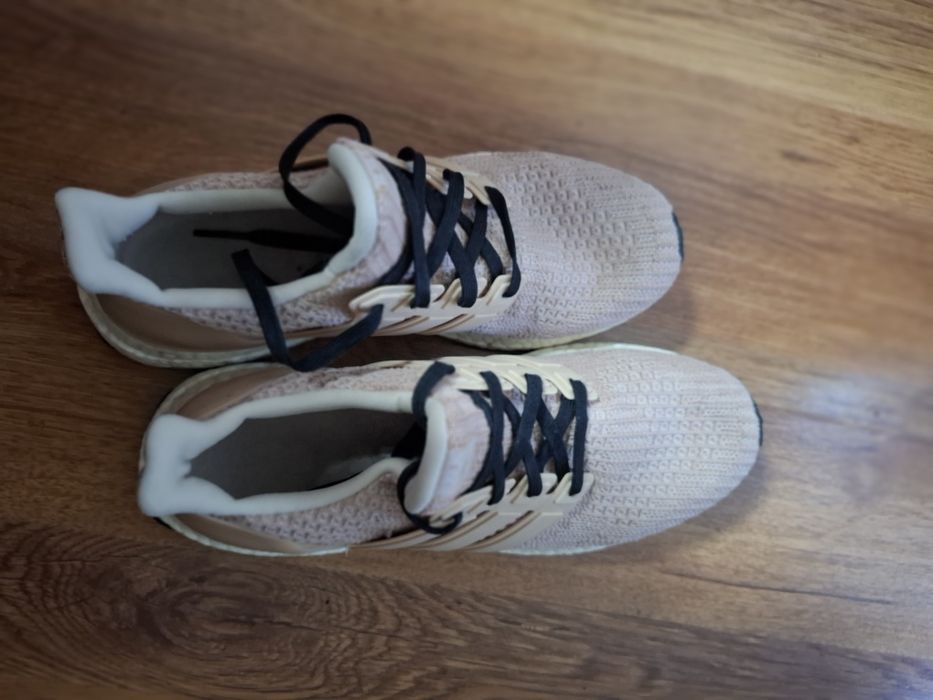 Adidas Ultra Boost маратонки 41 номер.
