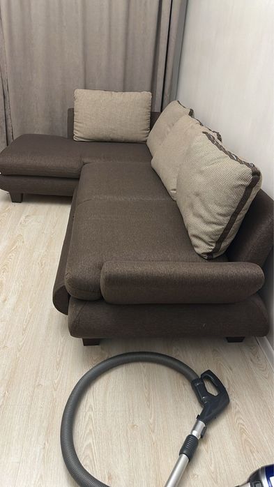 Диван в хорошем состоянии