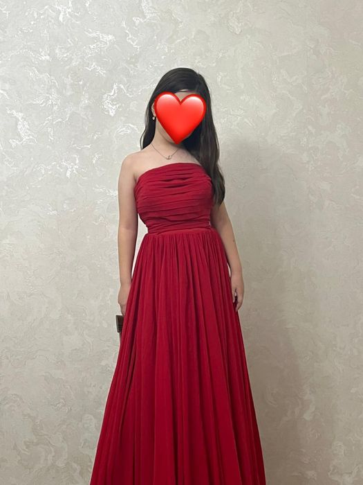 Продам вечерние платья по 5000тг