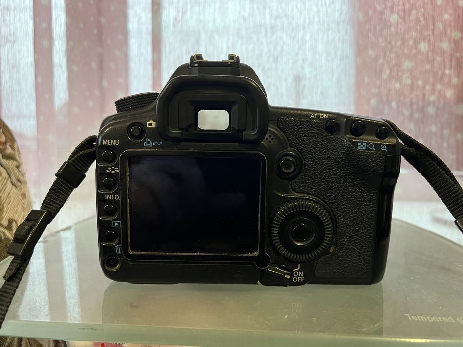 Canon 5d Mark 2 Body.