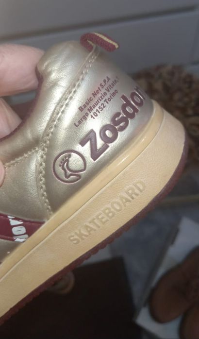 Продам обувь, кроссы