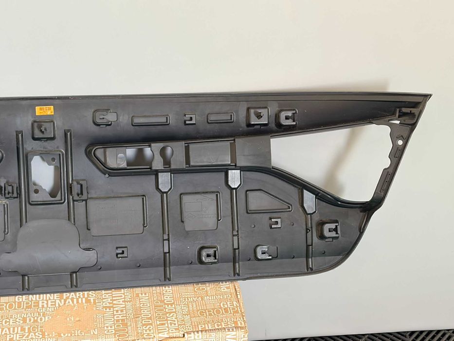 Capac portbagaj haion Renault Megane 4 sedan 2016+ nou original Renault
