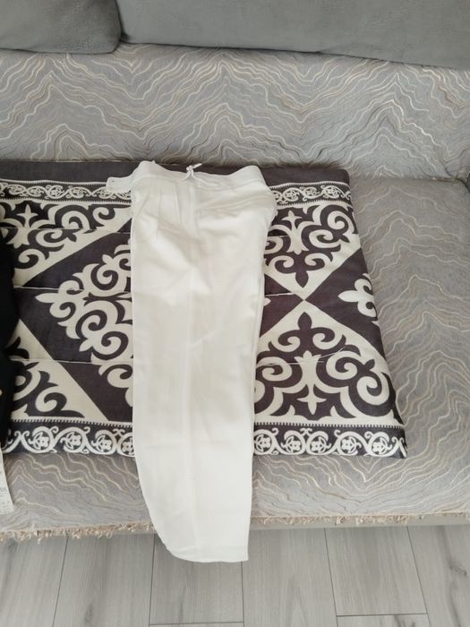 Продается мужской костюм