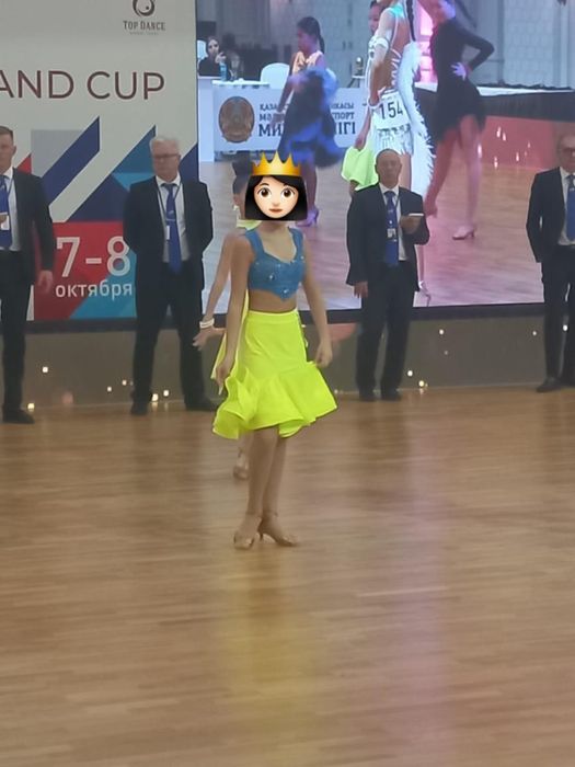 Платье для бальных танцев