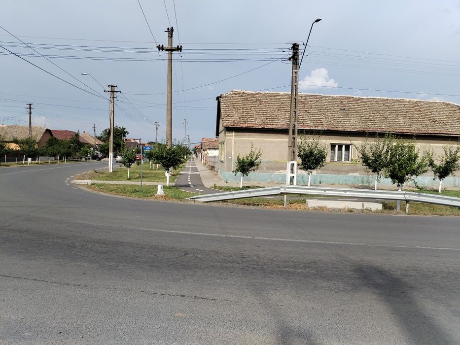 Casă de vânzare în centrul comunei Macea.