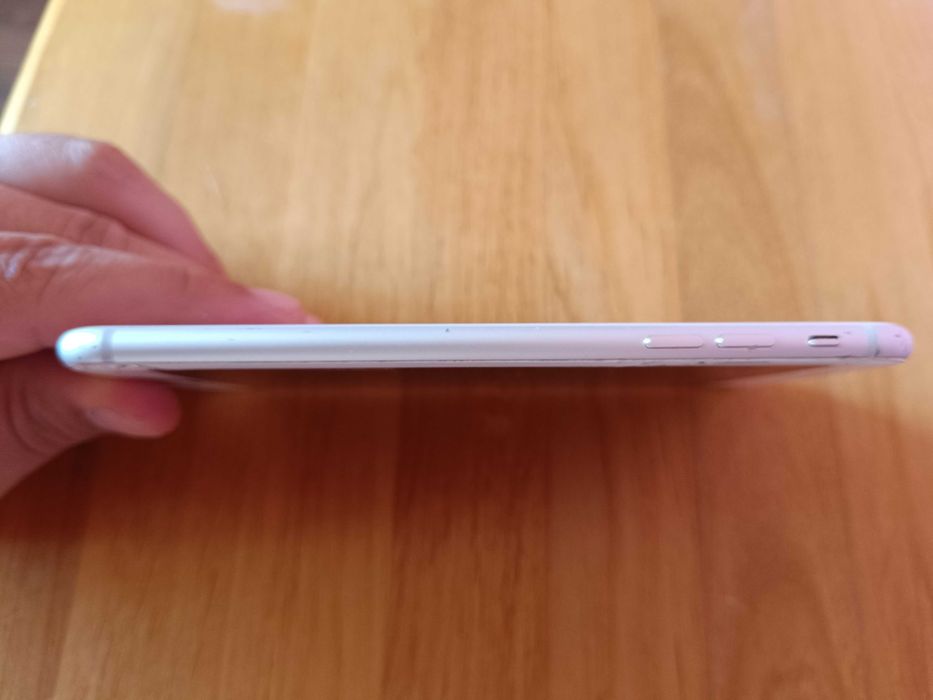 iPhone 8 plus 64