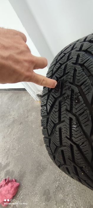 Vând anvelopa de iarna 195/50 R1582H Dot 08.20