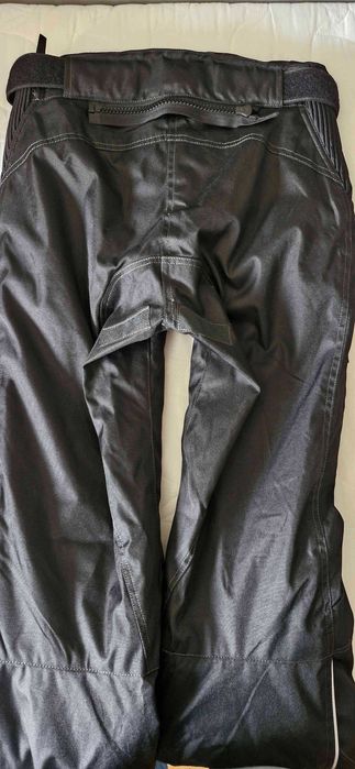 Продавам дамски, текстилен, Мото-панталон N36