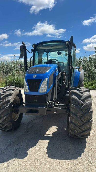 tractor new holland