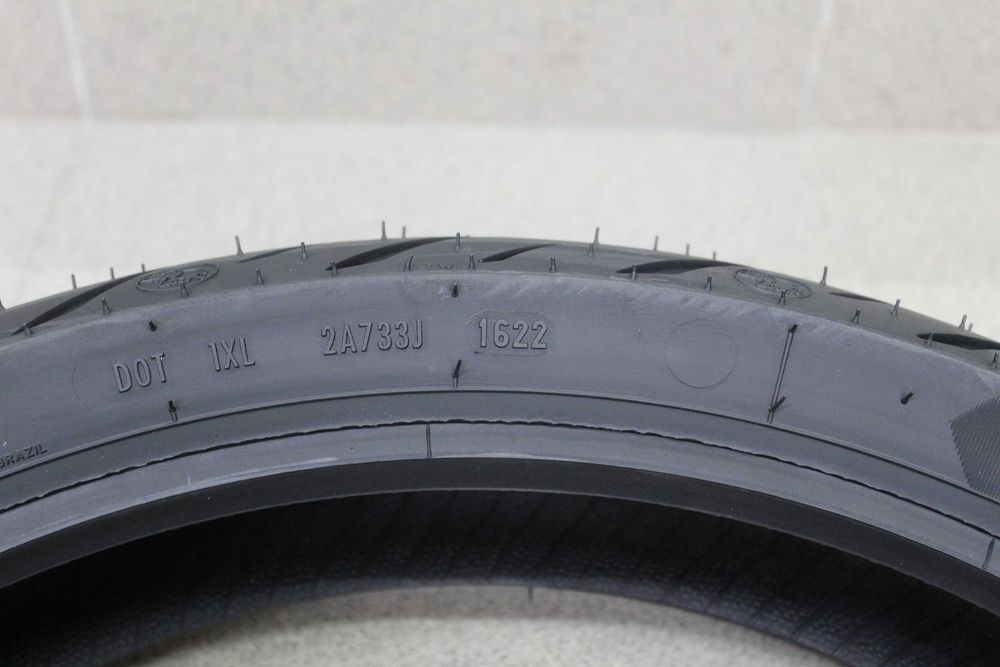 130/60-19 Metzeler Cruisetec