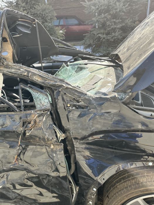 Продам geely okavango 2025г после ДТП