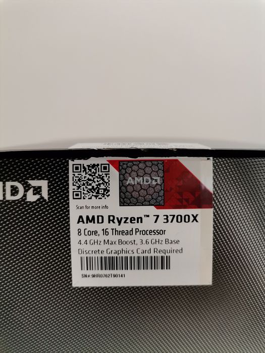 Геймърски компютър Ryzen 7 3700X 12GB ATI Radeon RX5700XT 8GB RAM SSD 512+128GB