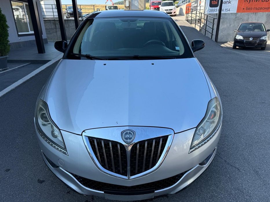 Lancia  Delta 1.6 На Части