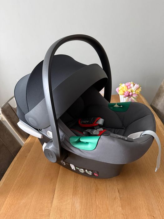 Кошница за кола Cybex Aton B2 i-Size