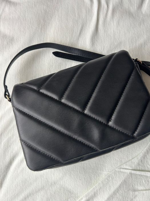 Чантичка черна нова H&M