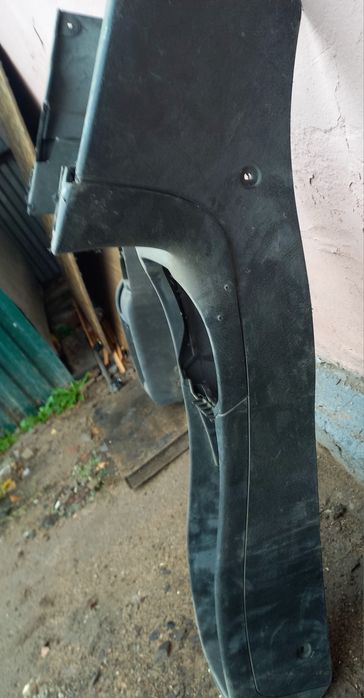 Б.У Кузовный запчасти.