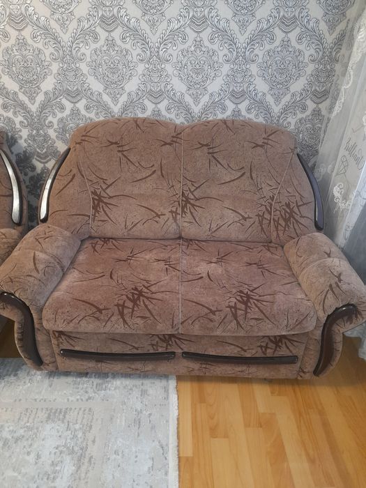 Продам диван 3 -ка
