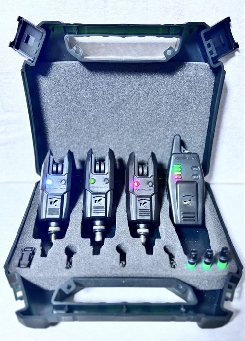 Set Avertizoare + Statie Korum KBI-R 3-Rod Alarm Presentation Set, 3+1