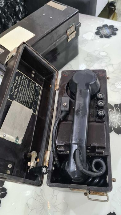 Военни полеви телефони