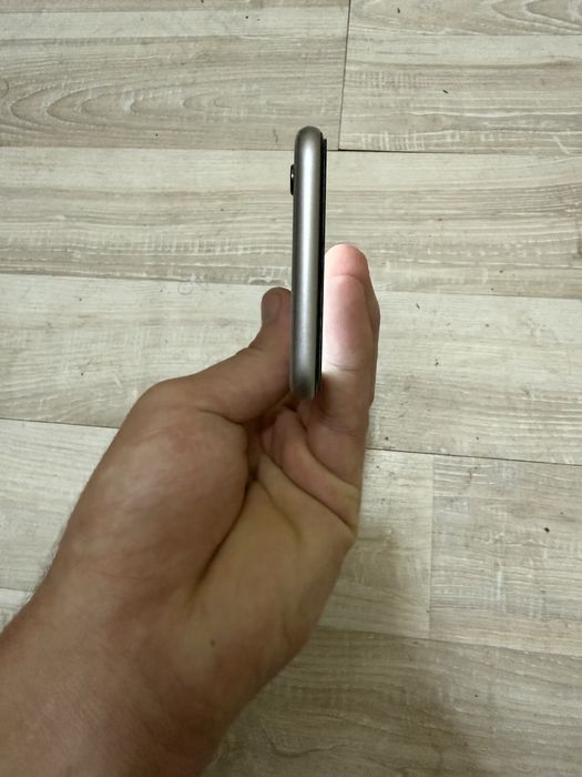 Iphone 6s отличним состаяни